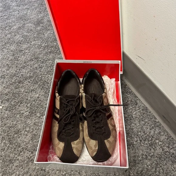 Coach Signature Brown and Tan Sneakers - Picture 4 of 5